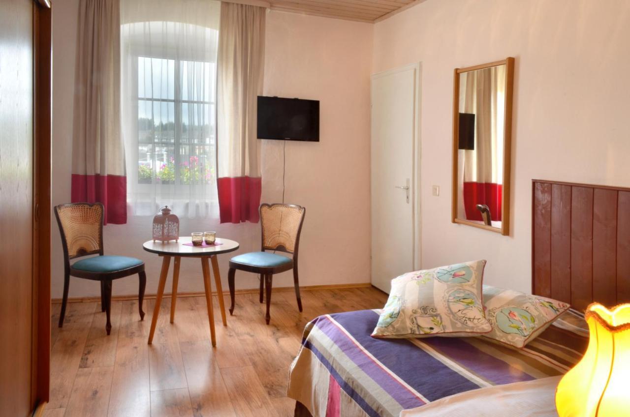 Gasthof Deutscher Adler Und Hotel Puchtler Bischofsgrün Екстериор снимка